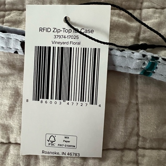 NWT Vera Bradley ZipTop ID case - Picture 3 of 5